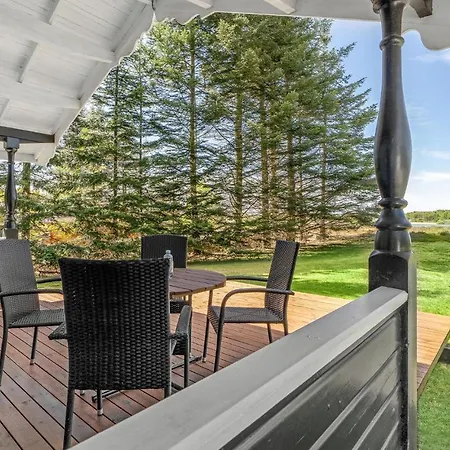 Holiday home 2 Bedroom Lovely In Hojslev Bostrup