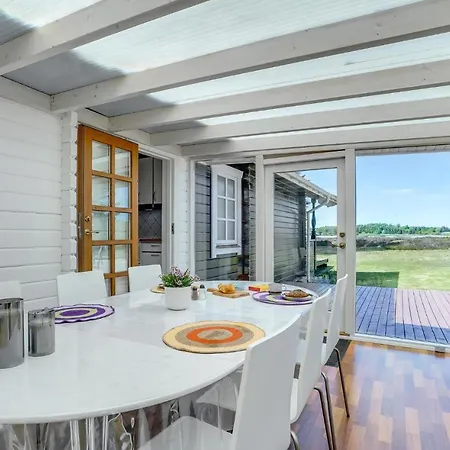 Holiday home 2 Bedroom Lovely In Hojslev *